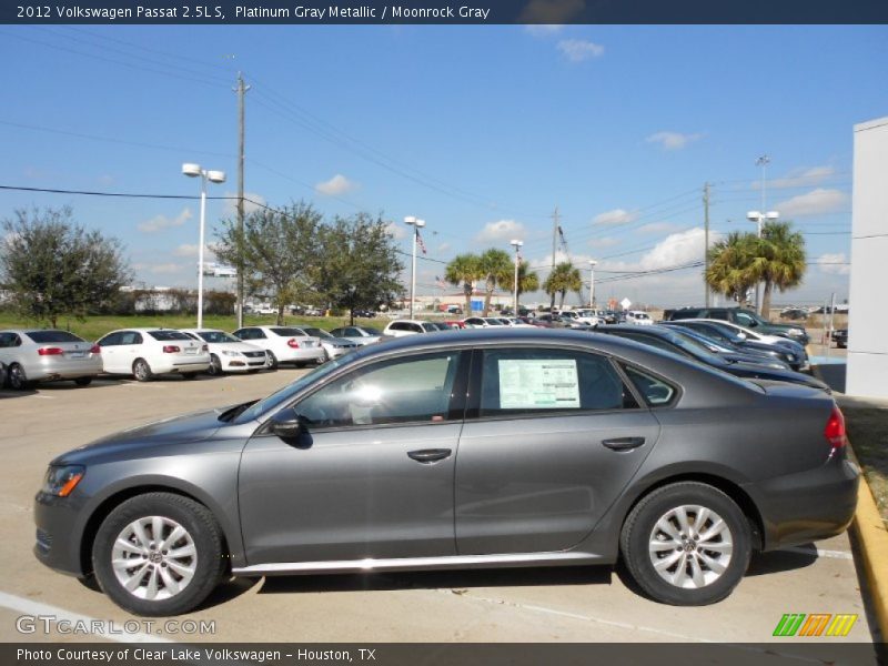 Platinum Gray Metallic / Moonrock Gray 2012 Volkswagen Passat 2.5L S