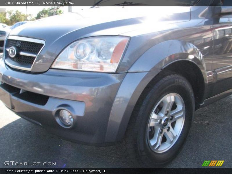 Alpine Gray / Gray 2004 Kia Sorento LX