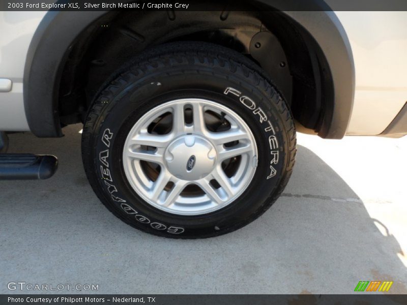 Silver Birch Metallic / Graphite Grey 2003 Ford Explorer XLS