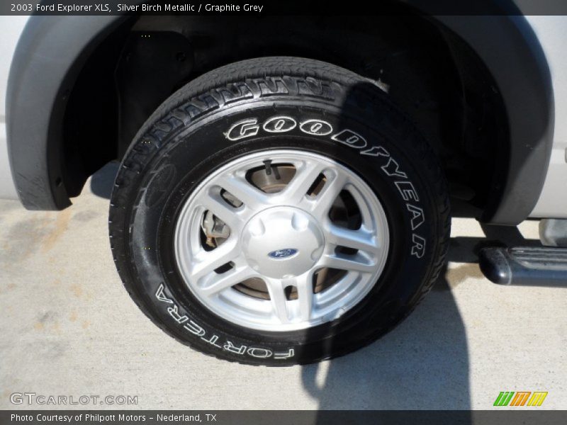 Silver Birch Metallic / Graphite Grey 2003 Ford Explorer XLS