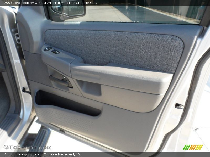 Silver Birch Metallic / Graphite Grey 2003 Ford Explorer XLS