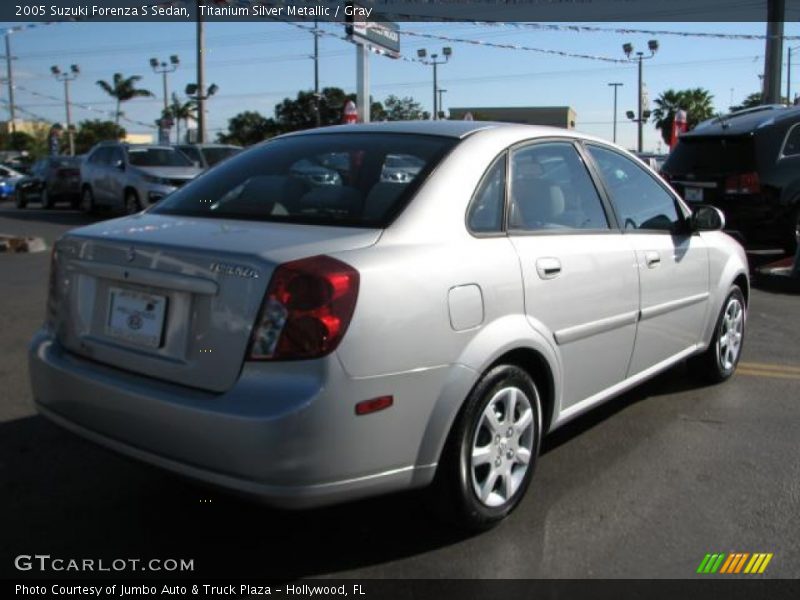 Titanium Silver Metallic / Gray 2005 Suzuki Forenza S Sedan