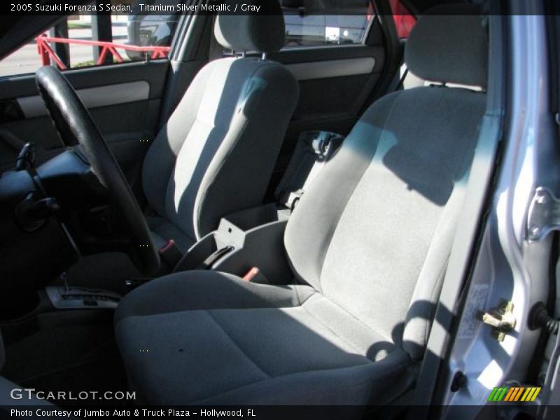 Titanium Silver Metallic / Gray 2005 Suzuki Forenza S Sedan