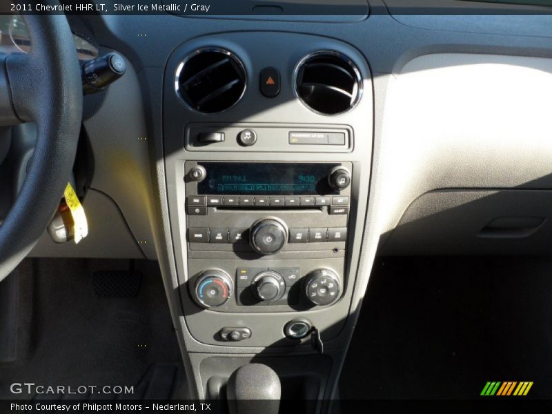 Silver Ice Metallic / Gray 2011 Chevrolet HHR LT