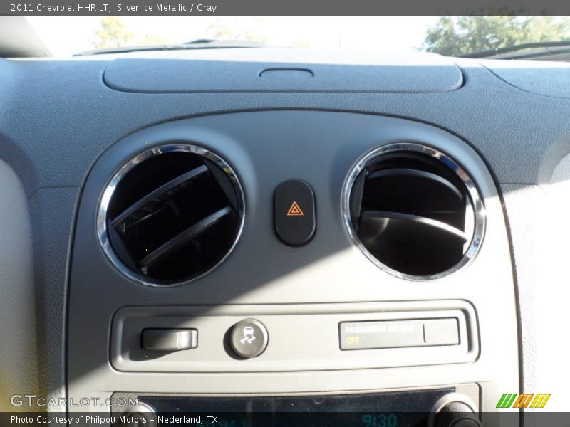 Silver Ice Metallic / Gray 2011 Chevrolet HHR LT