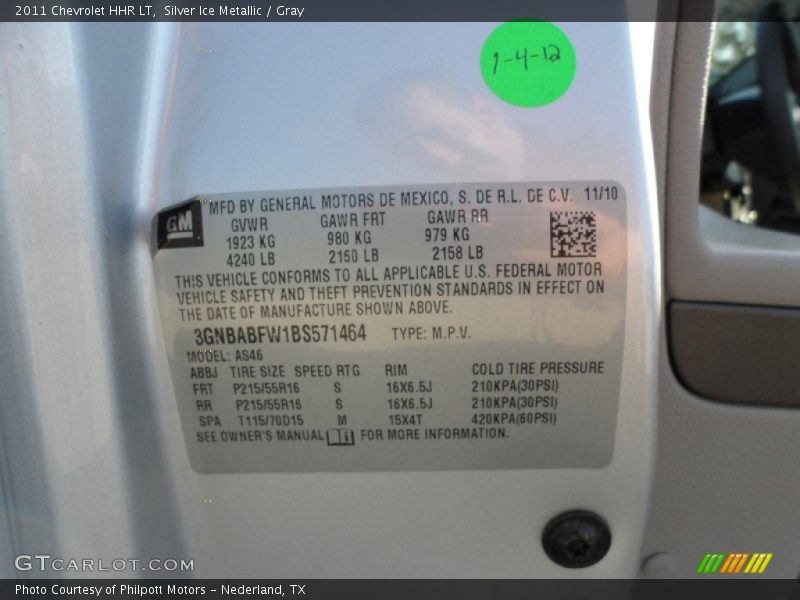 Silver Ice Metallic / Gray 2011 Chevrolet HHR LT