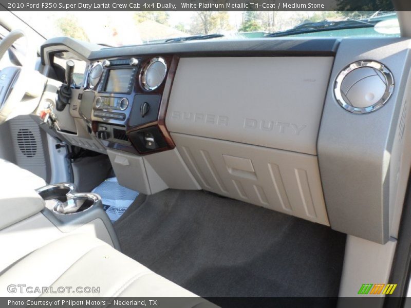 White Platinum Metallic Tri-Coat / Medium Stone 2010 Ford F350 Super Duty Lariat Crew Cab 4x4 Dually