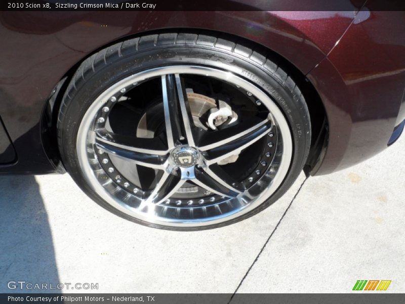 Sizzling Crimson Mica / Dark Gray 2010 Scion xB