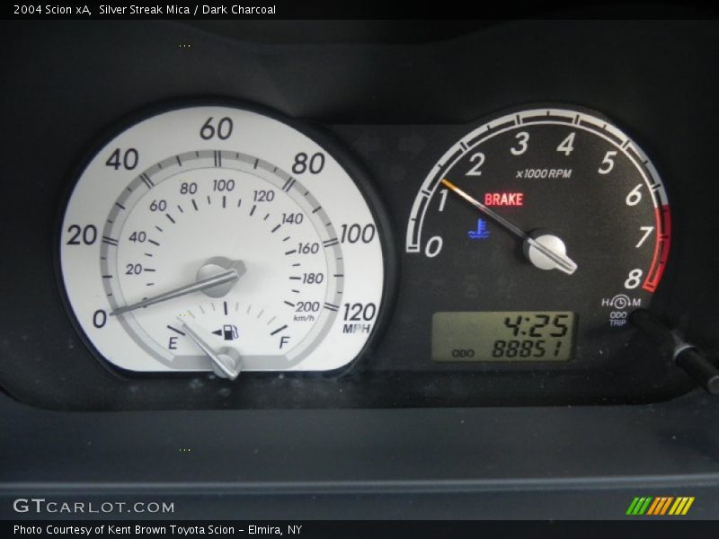 Silver Streak Mica / Dark Charcoal 2004 Scion xA