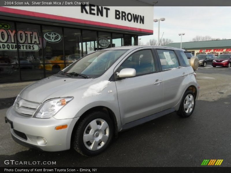 Silver Streak Mica / Dark Charcoal 2004 Scion xA