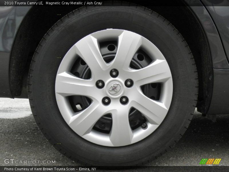 Magnetic Gray Metallic / Ash Gray 2010 Toyota Camry LE