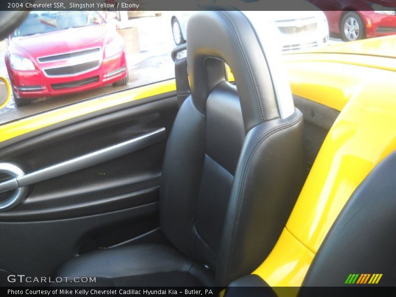 Slingshot Yellow / Ebony 2004 Chevrolet SSR