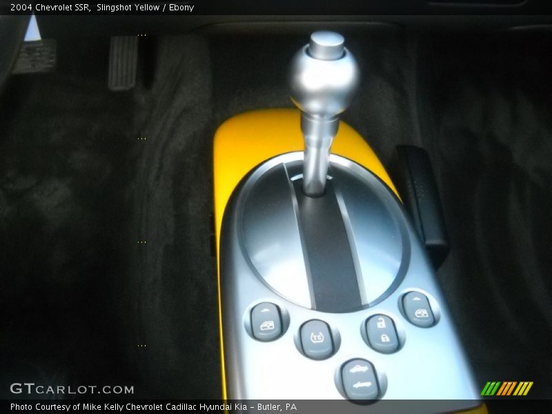 Slingshot Yellow / Ebony 2004 Chevrolet SSR