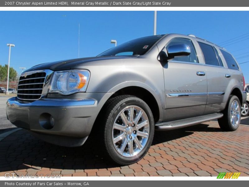 Mineral Gray Metallic / Dark Slate Gray/Light Slate Gray 2007 Chrysler Aspen Limited HEMI