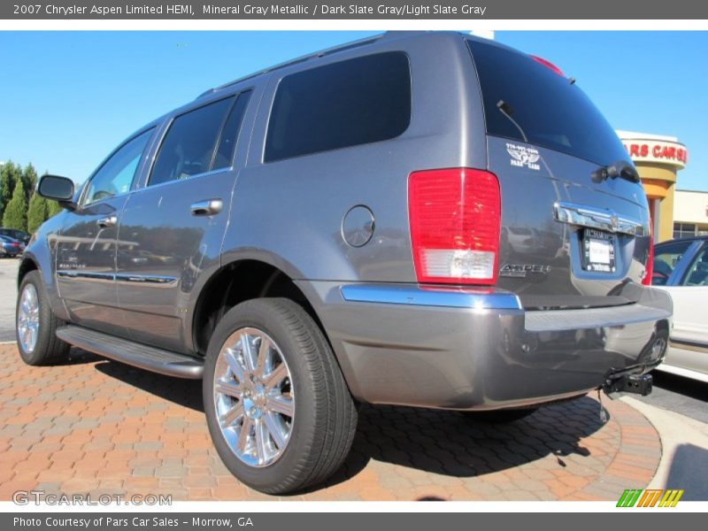 Mineral Gray Metallic / Dark Slate Gray/Light Slate Gray 2007 Chrysler Aspen Limited HEMI