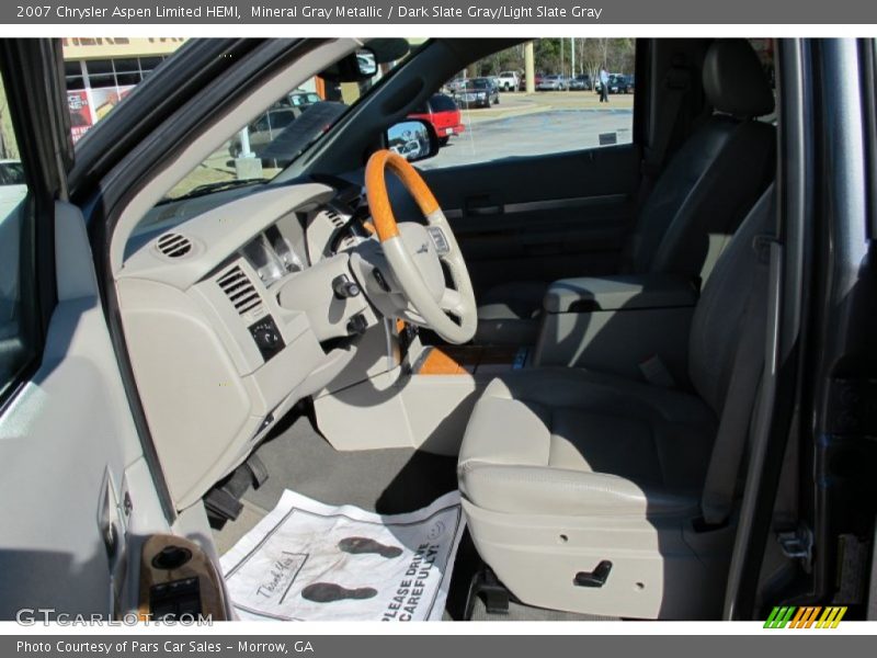Mineral Gray Metallic / Dark Slate Gray/Light Slate Gray 2007 Chrysler Aspen Limited HEMI