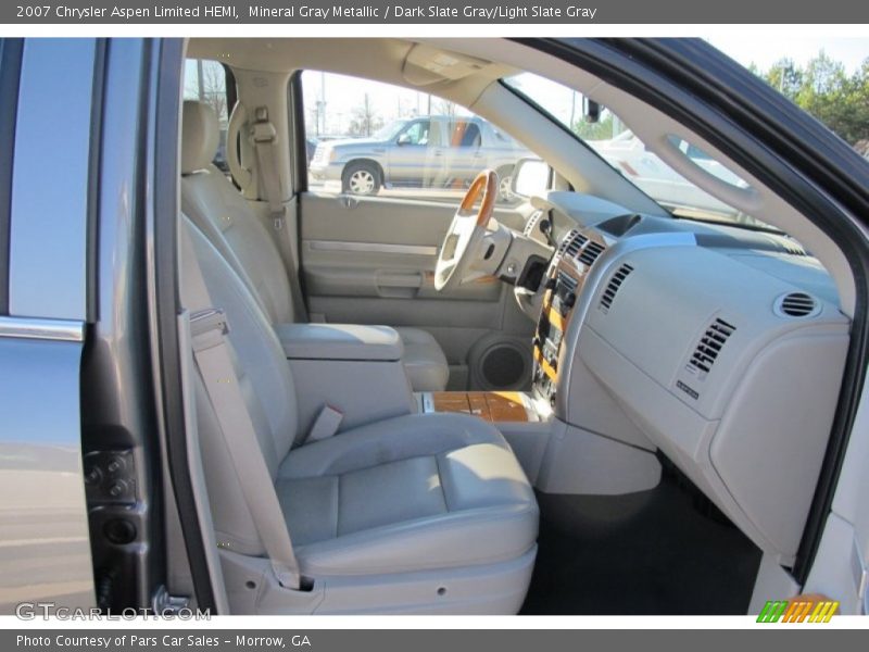 Mineral Gray Metallic / Dark Slate Gray/Light Slate Gray 2007 Chrysler Aspen Limited HEMI