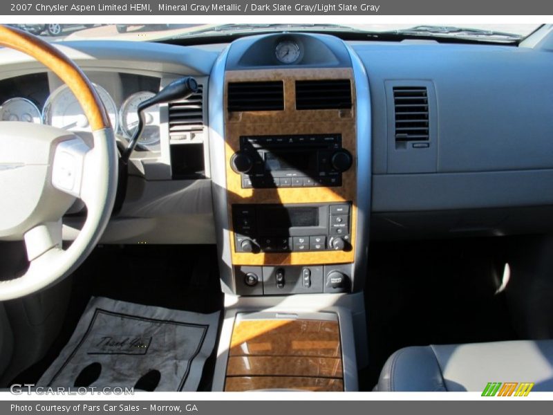 Mineral Gray Metallic / Dark Slate Gray/Light Slate Gray 2007 Chrysler Aspen Limited HEMI
