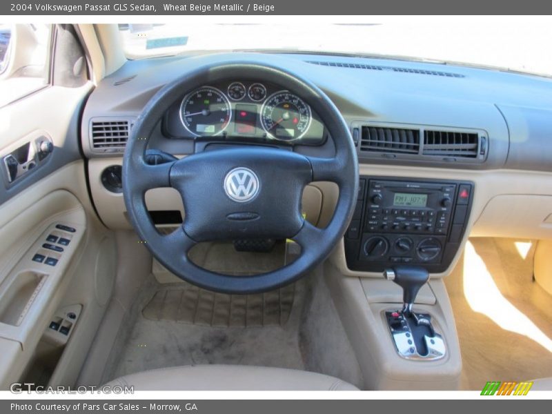 Wheat Beige Metallic / Beige 2004 Volkswagen Passat GLS Sedan