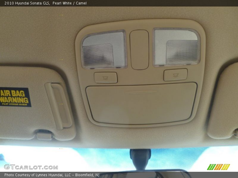 Pearl White / Camel 2010 Hyundai Sonata GLS