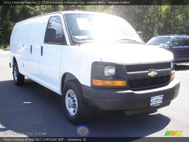 Summit White / Medium Pewter 2011 Chevrolet Express LT 2500 Extended Passenger Van