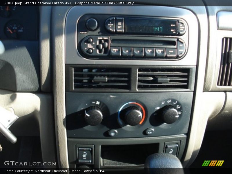 Graphite Metallic / Dark Slate Gray 2004 Jeep Grand Cherokee Laredo 4x4