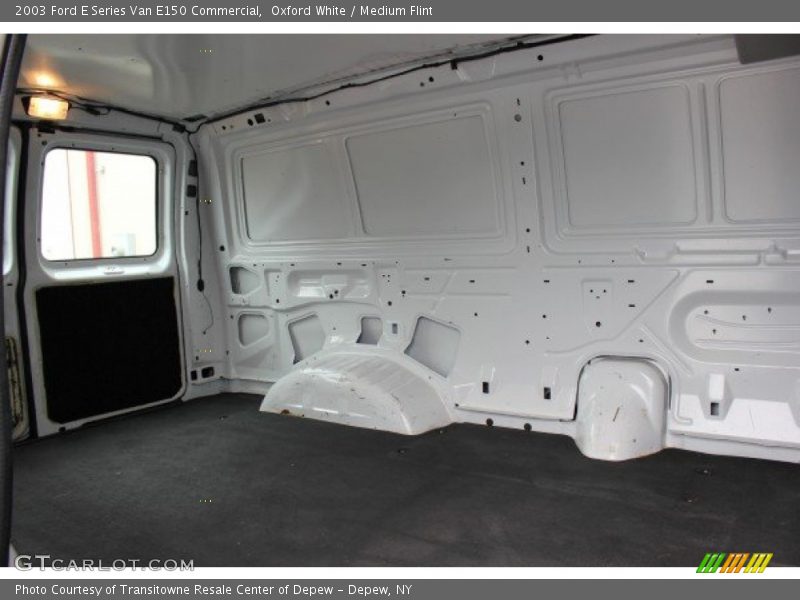  2003 E Series Van E150 Commercial Trunk