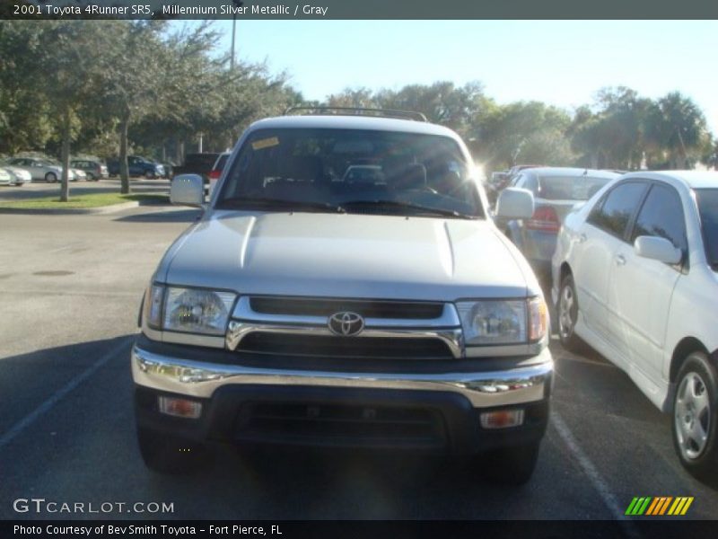Millennium Silver Metallic / Gray 2001 Toyota 4Runner SR5