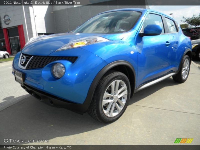 Electric Blue / Black/Silver Trim 2011 Nissan Juke S