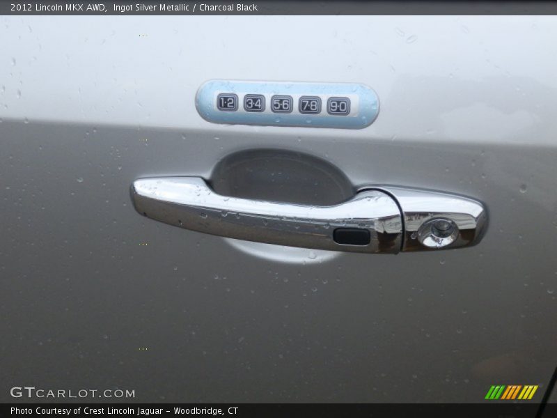 Controls of 2012 MKX AWD