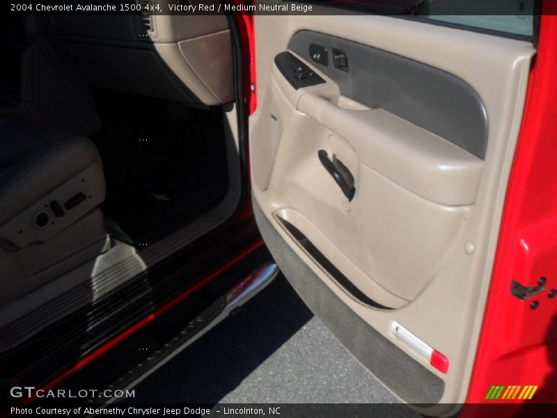Victory Red / Medium Neutral Beige 2004 Chevrolet Avalanche 1500 4x4