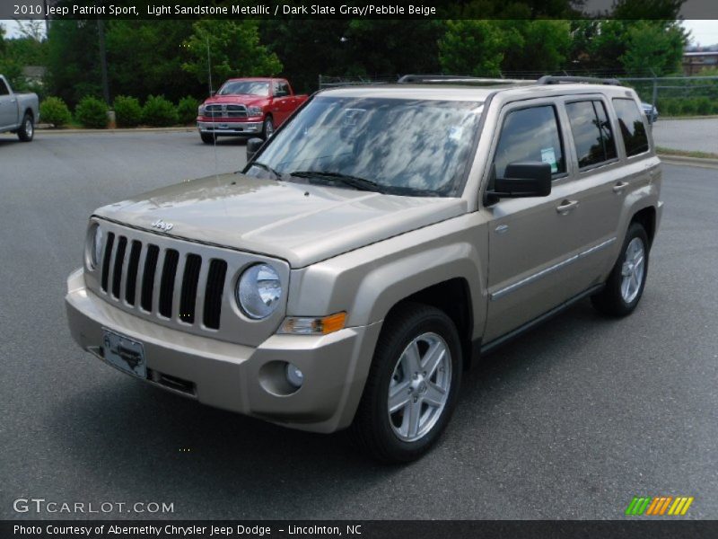 Light Sandstone Metallic / Dark Slate Gray/Pebble Beige 2010 Jeep Patriot Sport