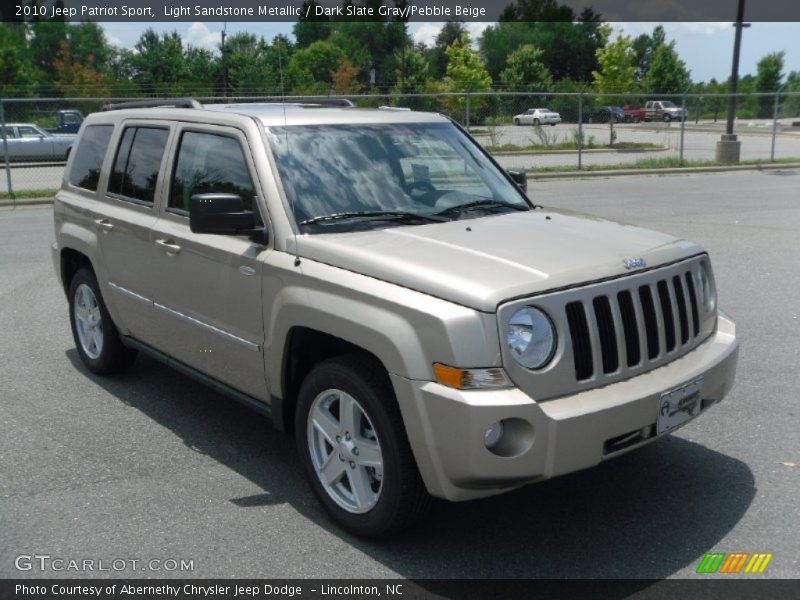Light Sandstone Metallic / Dark Slate Gray/Pebble Beige 2010 Jeep Patriot Sport