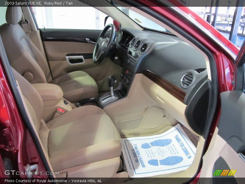 Ruby Red / Tan 2009 Saturn VUE XE