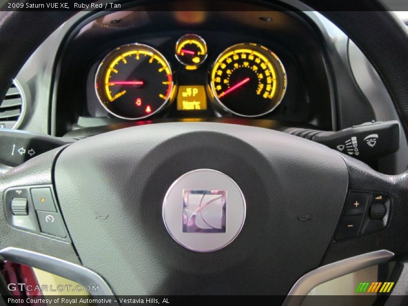 Ruby Red / Tan 2009 Saturn VUE XE