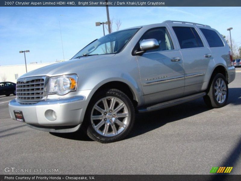 Bright Silver Metallic / Dark Khaki/Light Graystone 2007 Chrysler Aspen Limited HEMI 4WD