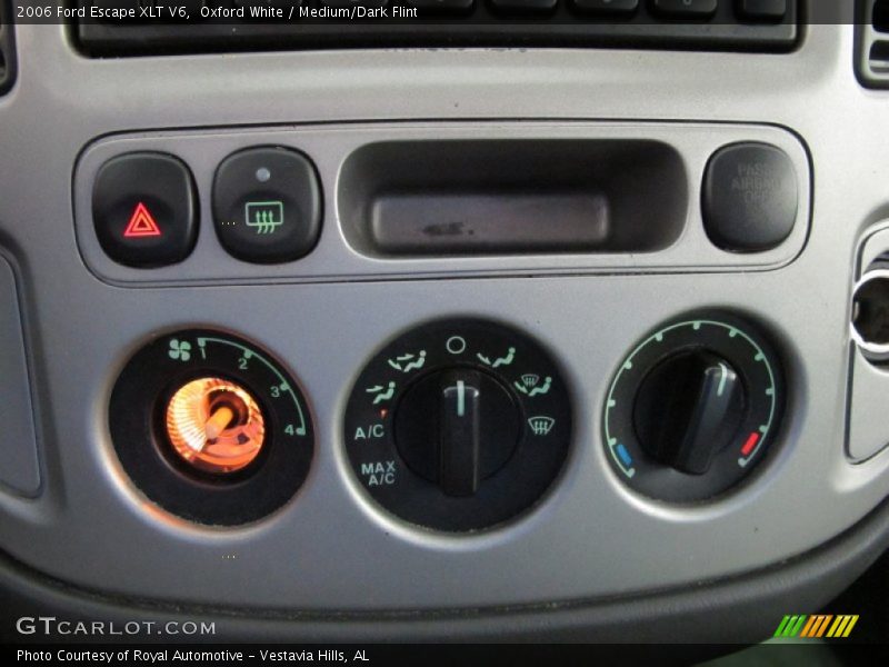 Oxford White / Medium/Dark Flint 2006 Ford Escape XLT V6