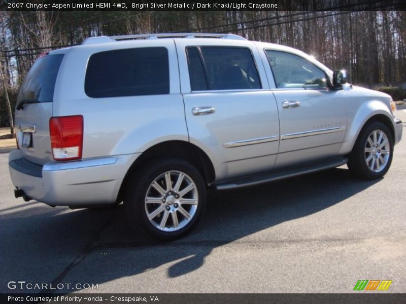 Bright Silver Metallic / Dark Khaki/Light Graystone 2007 Chrysler Aspen Limited HEMI 4WD