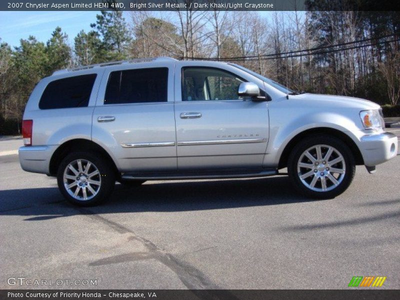 Bright Silver Metallic / Dark Khaki/Light Graystone 2007 Chrysler Aspen Limited HEMI 4WD