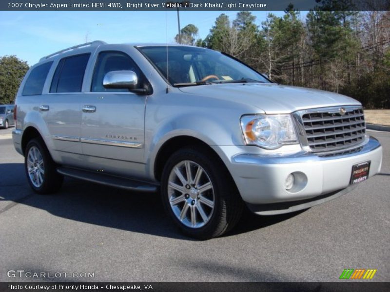 Bright Silver Metallic / Dark Khaki/Light Graystone 2007 Chrysler Aspen Limited HEMI 4WD