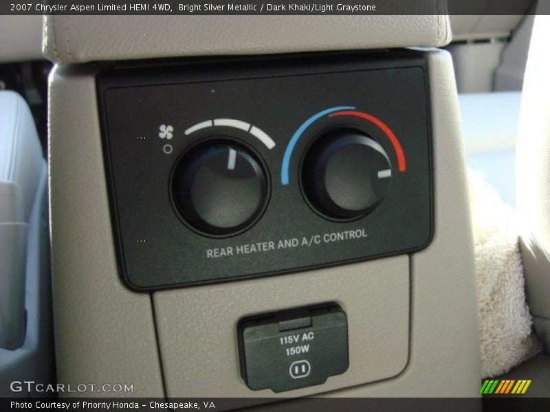 Bright Silver Metallic / Dark Khaki/Light Graystone 2007 Chrysler Aspen Limited HEMI 4WD