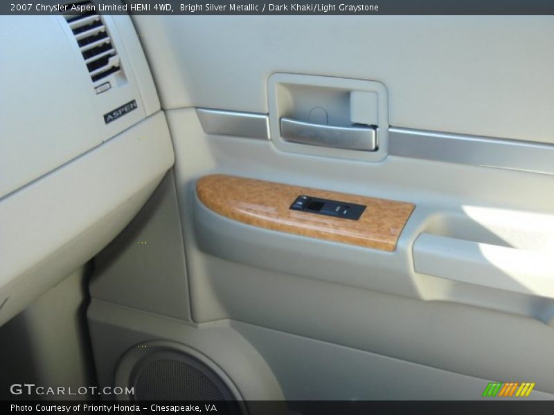 Bright Silver Metallic / Dark Khaki/Light Graystone 2007 Chrysler Aspen Limited HEMI 4WD