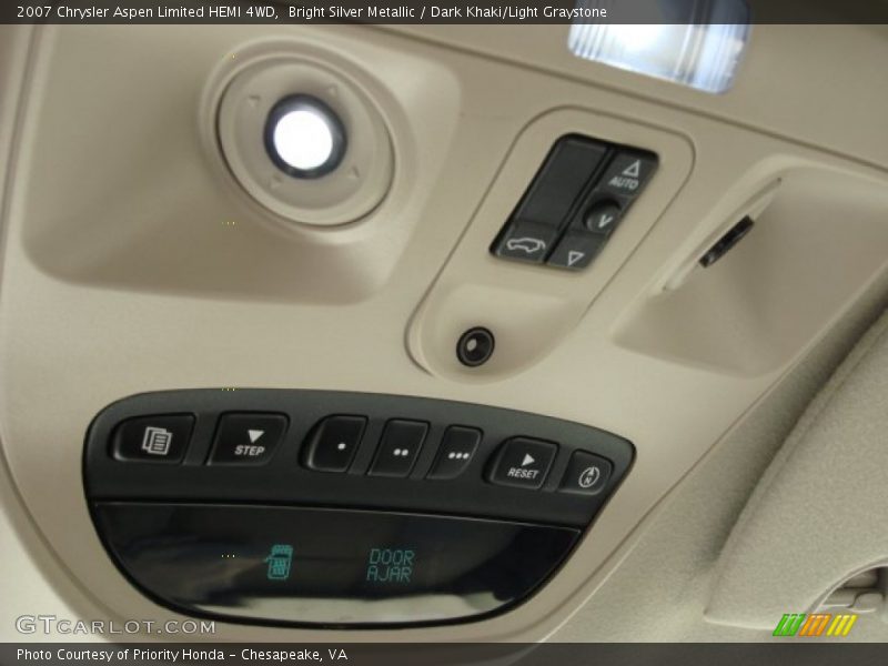 Bright Silver Metallic / Dark Khaki/Light Graystone 2007 Chrysler Aspen Limited HEMI 4WD