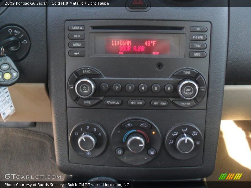 Gold Mist Metallic / Light Taupe 2009 Pontiac G6 Sedan