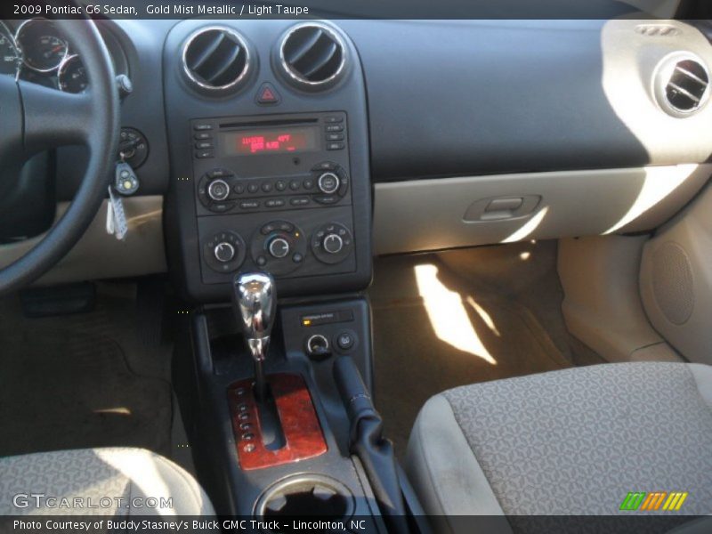 Gold Mist Metallic / Light Taupe 2009 Pontiac G6 Sedan