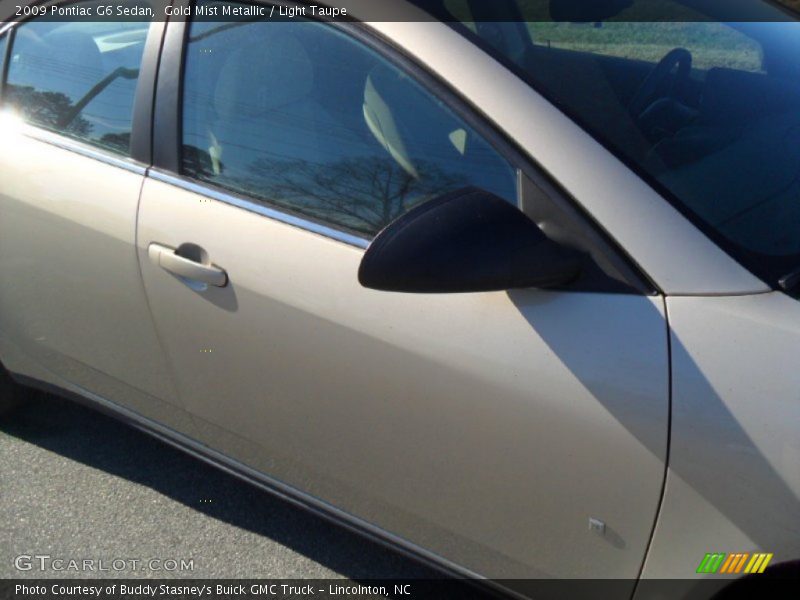 Gold Mist Metallic / Light Taupe 2009 Pontiac G6 Sedan