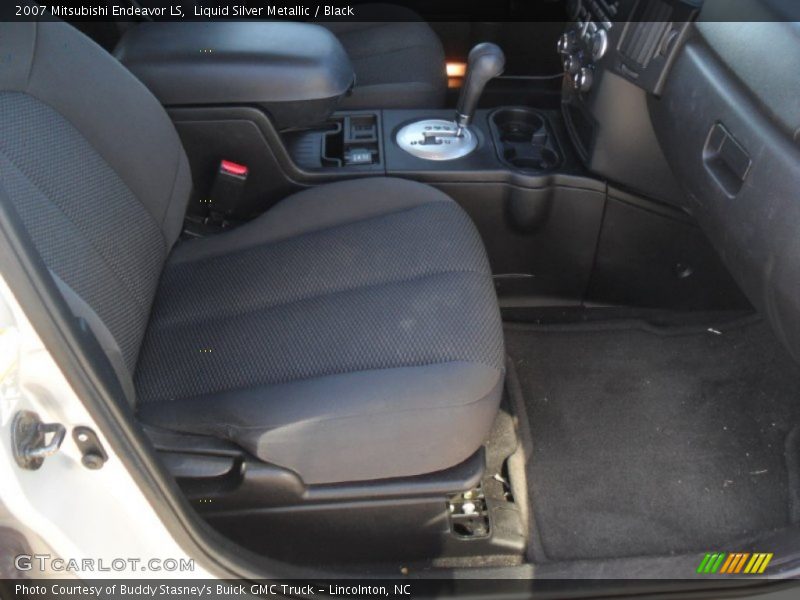 Liquid Silver Metallic / Black 2007 Mitsubishi Endeavor LS