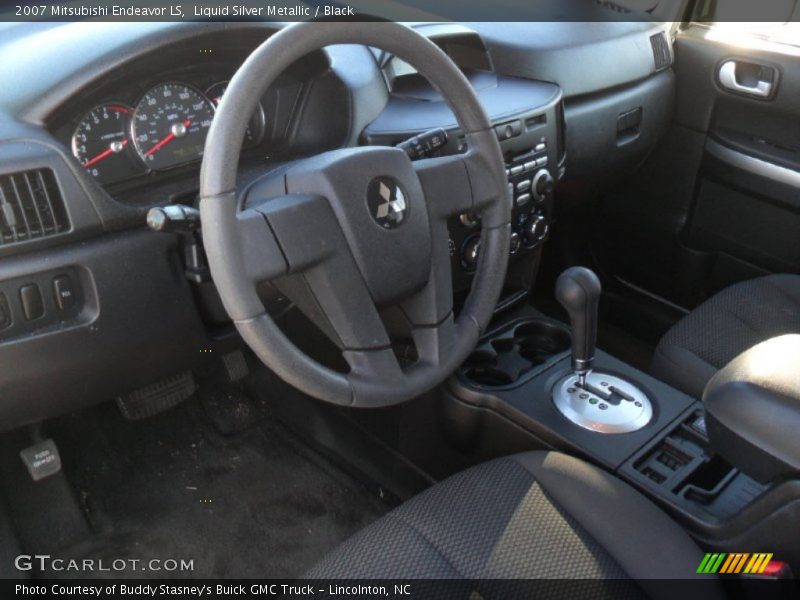 Liquid Silver Metallic / Black 2007 Mitsubishi Endeavor LS