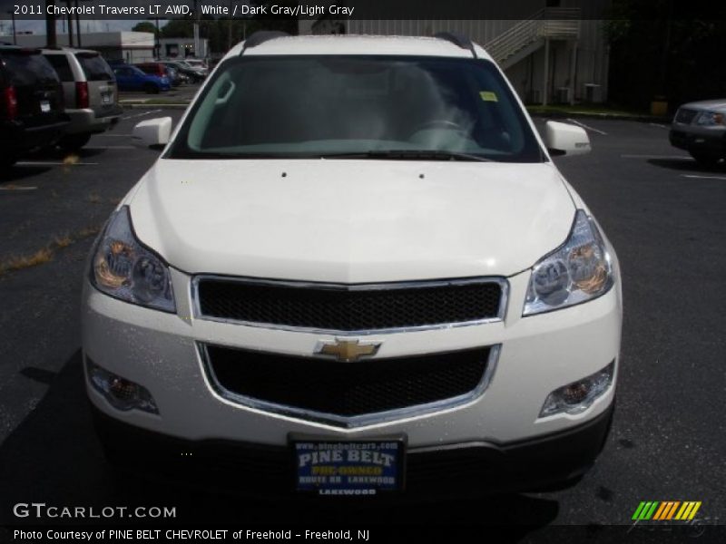 White / Dark Gray/Light Gray 2011 Chevrolet Traverse LT AWD