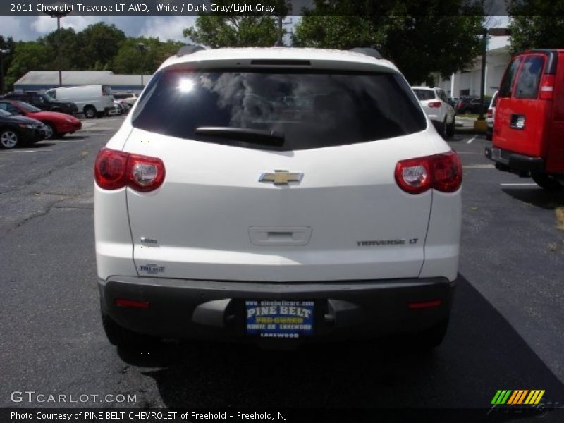 White / Dark Gray/Light Gray 2011 Chevrolet Traverse LT AWD